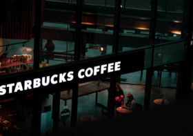 Starbucks のデジタルを利用した顧客体験への取り組み
